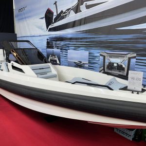 Nuevas Iron Boats en el Torenvliet Yamaha Center de Ámsterdam